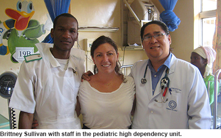 Brittney Sullivan with staff in the pediatric high dependency unit