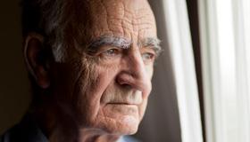Point of care: Responding to suicidal statements by long-term-care patients